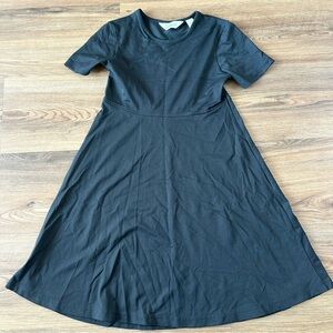L.L. Bean Short Sleeve Fit & Flare Dress Knee Empire Waist Black Women XS Petite